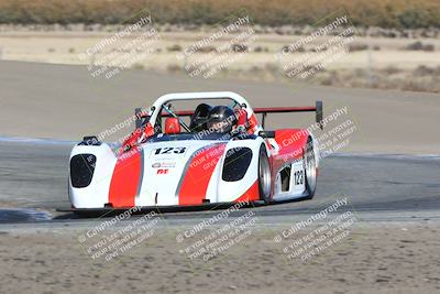 media/Nov-16-2024-CalClub SCCA (Sat) [[641f3b2761]]/Group 2/Race (Outside Grapevine)/